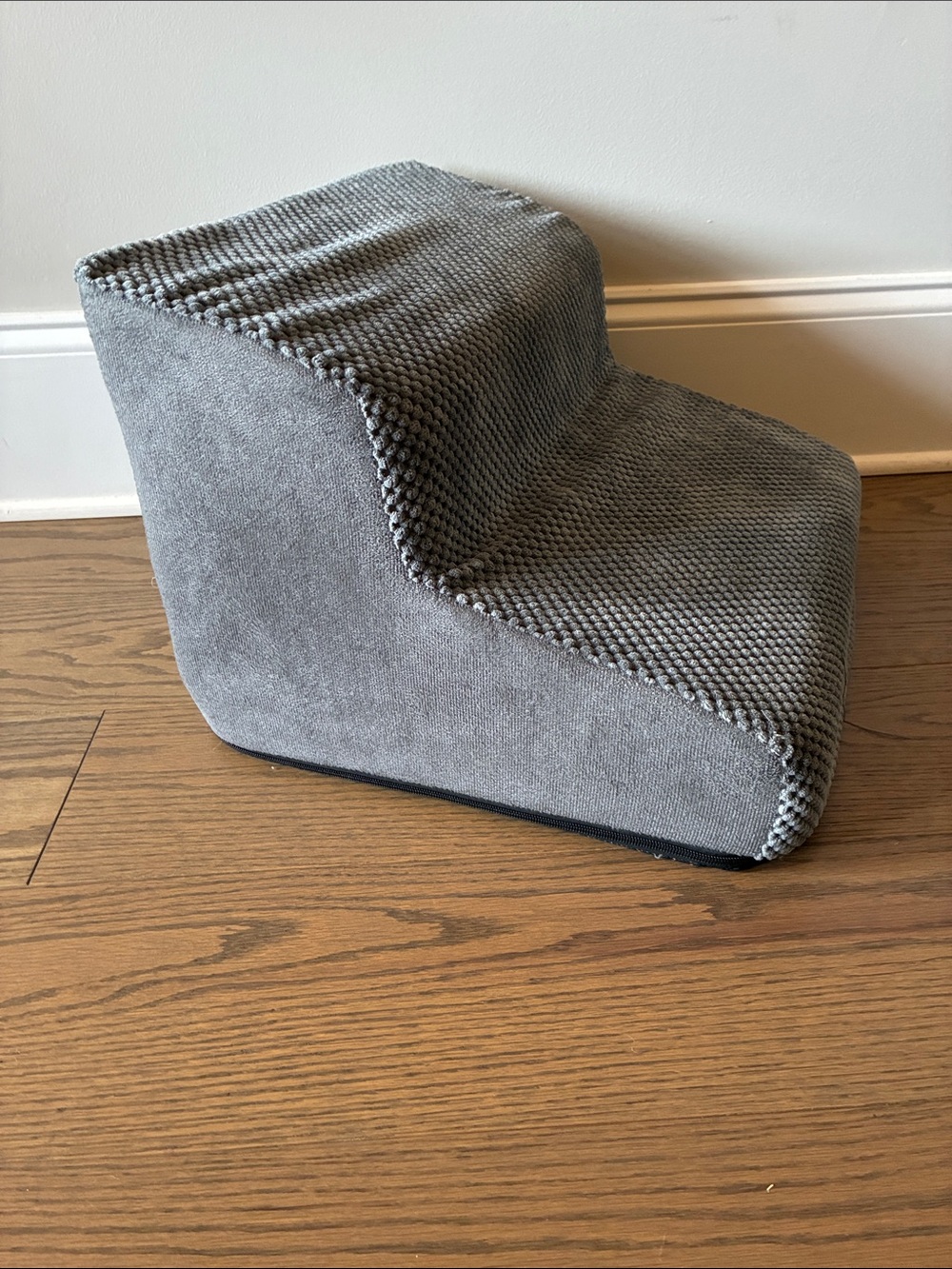 Gray Pet Ramp Step - Supportive Non-Slip Dog Step - Picture 2 of 4